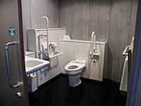 写真 地下1階男子トイレ1