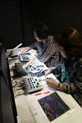 音声解説ライブ放送操作。本番へ向け細やかな調整をおこないます