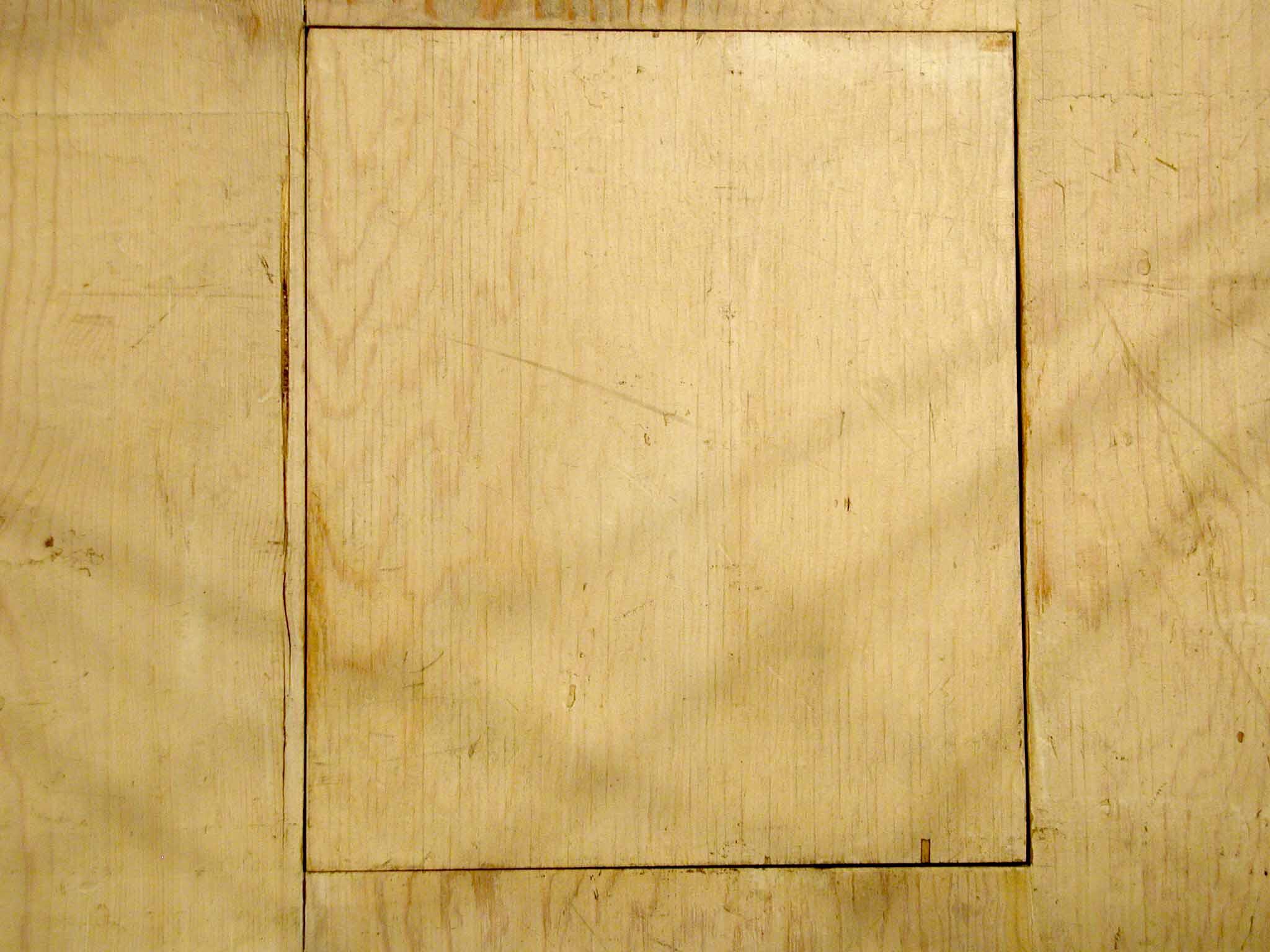 写真 取り出し口を閉じた状態